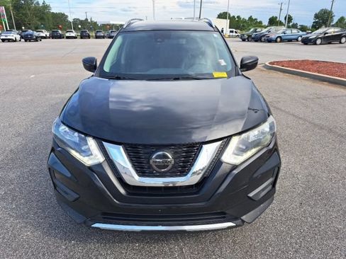Used 2020 Nissan Rogue SV FWD image 3