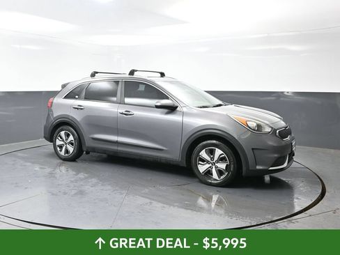 Used 2018 Kia Niro LX FWD image 3