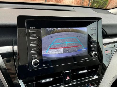 Used 2023 Toyota Camry SE image 28