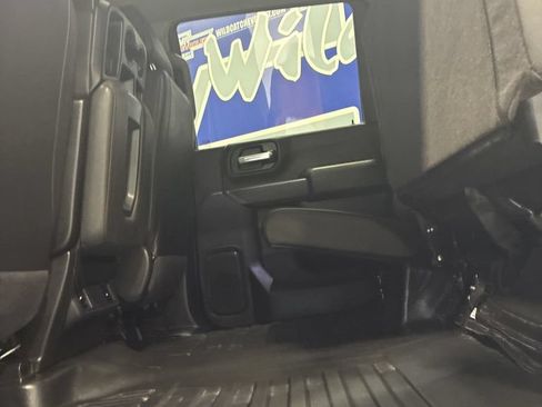 Used 2024 Chevrolet Silverado 3500 W/T AWD/4WD image 38