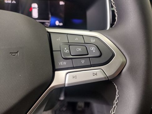 New 2026 Volkswagen Taos SE AWD/4WD image 24