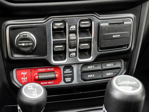 Used 2020 Jeep Gladiator Rubicon image 19