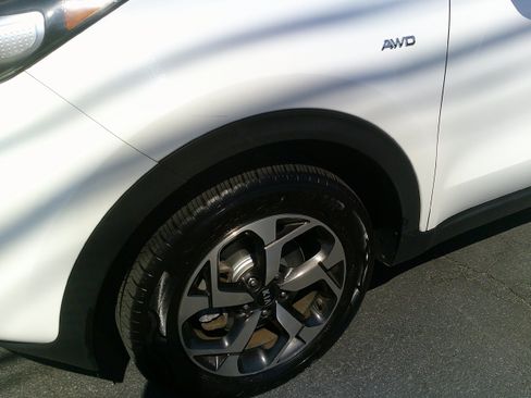 Used 2021 Kia Sportage LX AWD/4WD image 15