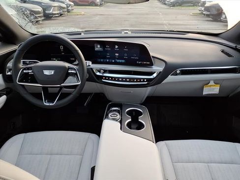 New 2025 Cadillac Lyriq Sport image 18
