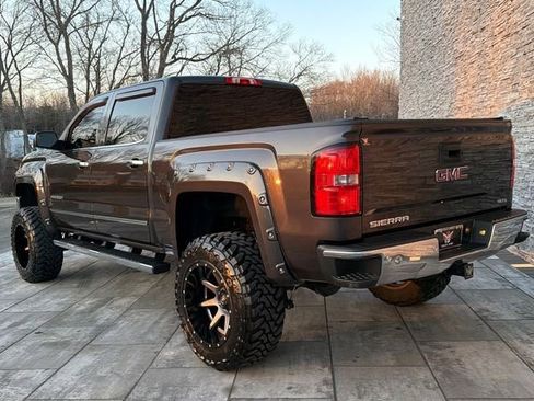 Used 2015 GMC Sierra 1500 SLT w/ SLT Crew Cab Value Package image 2