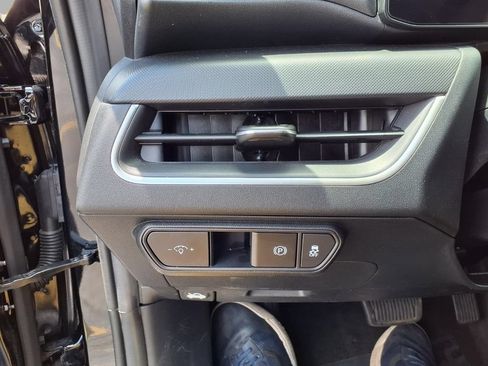 Used 2025 Kia K4 FWD image 18