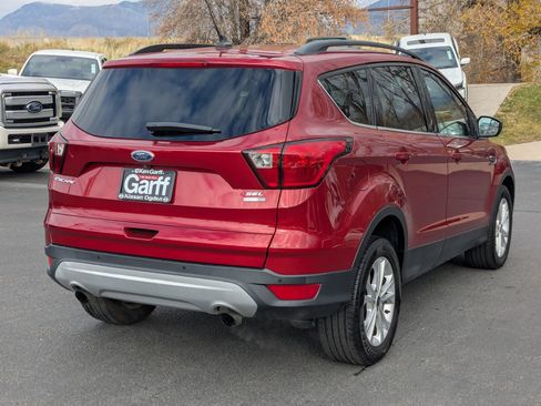 Used 2019 Ford Escape SEL image 3