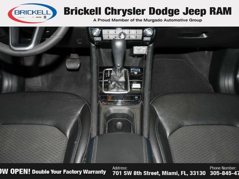 Used 2024 Jeep Compass Latitude AWD/4WD image 27