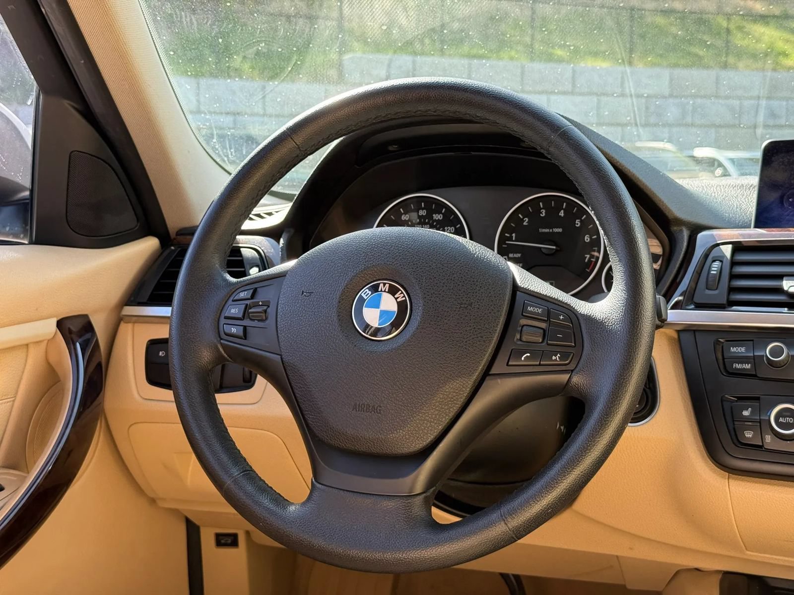 Used 2014 BMW 328i xDrive Wagon AWD/4WD image 21