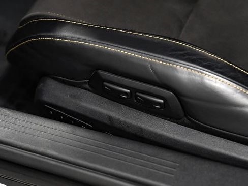 Used 2020 Mercedes-Benz AMG GT Coupe image 32