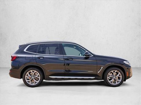 Used 2022 BMW X3 xDrive30i w/ Premium Package 2 AWD/4WD image 4