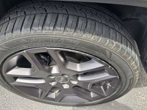 Used 2020 Jeep Renegade Altitude AWD/4WD image 39