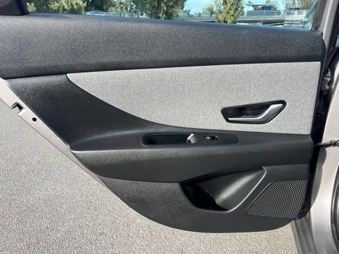 Used 2024 Hyundai Elantra Limited FWD image 22