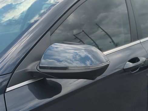 New 2026 Hyundai Kona Limited FWD image 12