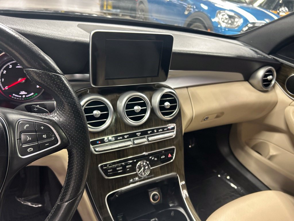 Used 2018 Mercedes-Benz C 350e Sedan image 26