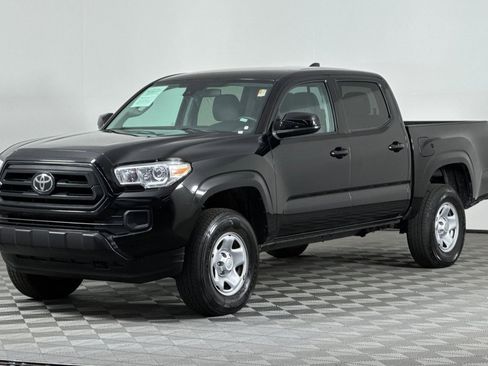 Used 2023 Toyota Tacoma SR image 9