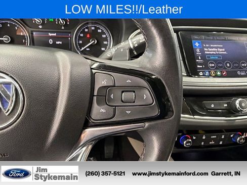 Used 2023 Buick Enclave Essence FWD image 23
