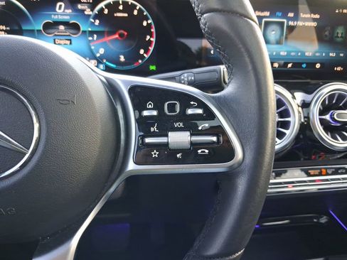 Used 2023 Mercedes-Benz GLA 250 4MATIC image 21