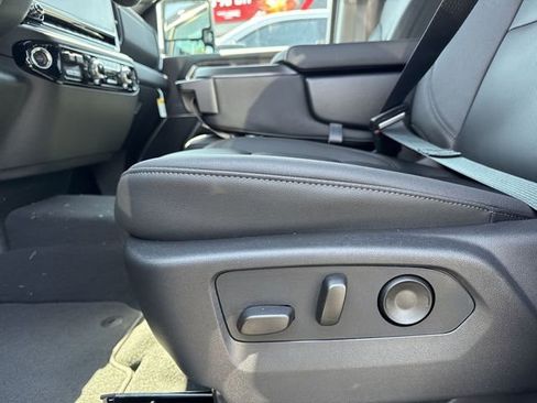 New 2026 GMC Sierra 2500 SLT AWD/4WD image 12