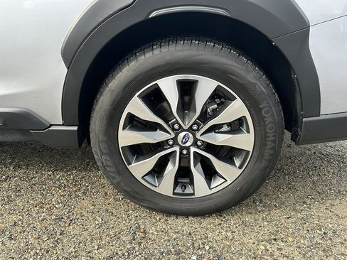 Used 2024 Subaru Outback Limited image 29