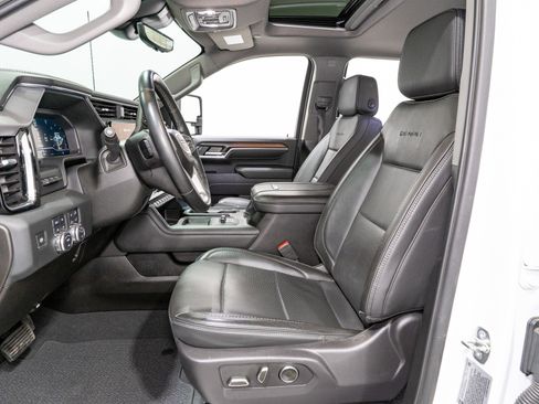 Used 2024 GMC Sierra 2500 Denali w/ Denali Reserve Package image 19