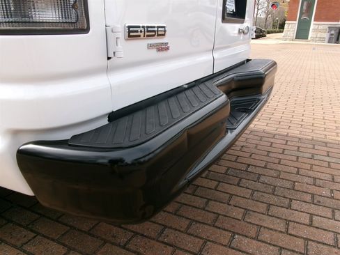 Used 2011 Ford E-150 and Econoline 150 w/ PWR Group image 29