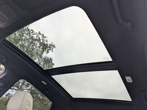 New 2026 Acura RDX SH-AWD image 9