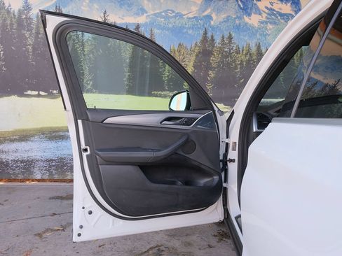 Used 2021 BMW X3 sDrive30i w/ Premium Package RWD image 9