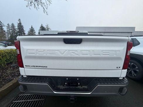 Used 2024 Chevrolet Silverado 1500 LT image 4
