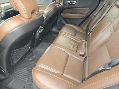 Used 2020 Volvo XC60 T6 Inscription w/ Protection Package Premier image 31