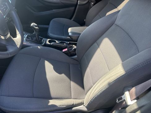 Used 2017 Chevrolet Cruze LT w/ RS Package image 8