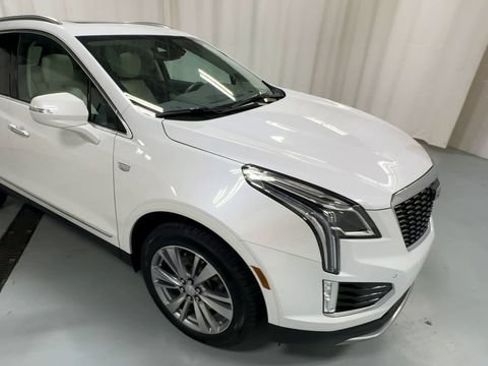 Certified 2024 Cadillac XT5 Premium Luxury FWD image 2