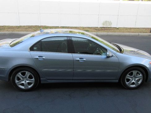Used 2005 Acura RL AWD/4WD image 6