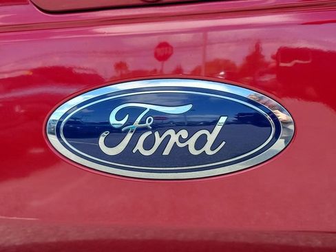 Used 2018 Ford F150 Lariat w/ Equipment Group 502A Luxury image 8