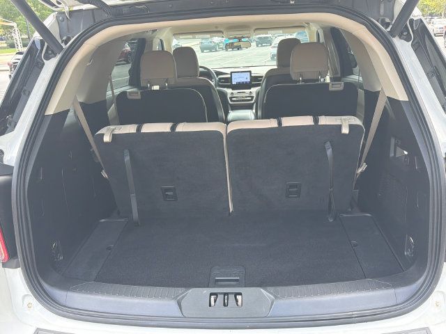 Used 2020 Ford Explorer XLT w/ Equipment Group 202A RWD image 20