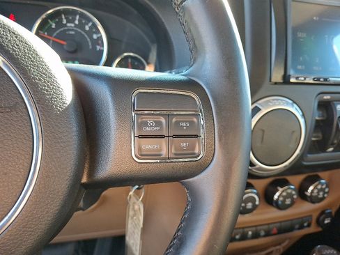 Used 2014 Jeep Wrangler Unlimited Sahara w/ Dual Top Group image 23