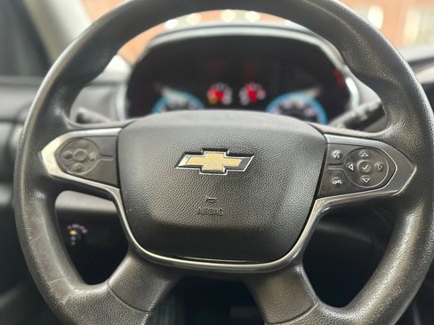 Used 2020 Chevrolet Traverse LS image 22