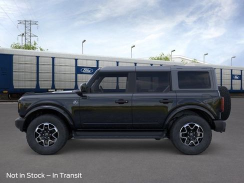 New 2026 Ford Bronco Outer Banks image 2