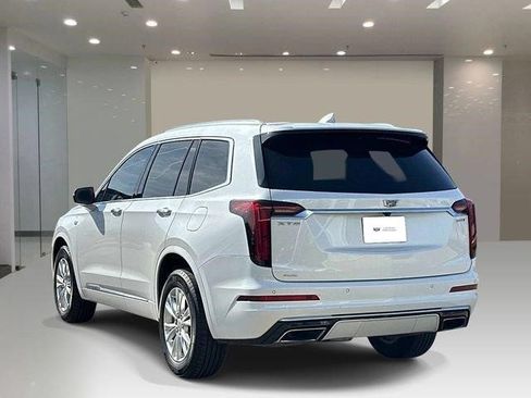 Certified 2024 Cadillac XT6 Luxury w/ LPO, Floor Liner Package AWD/4WD image 3