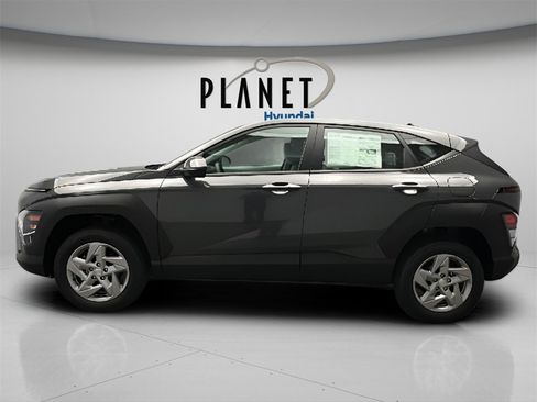 New 2026 Hyundai Kona SE image 2