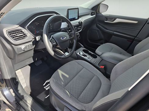 Used 2022 Ford Escape SE w/ Cold Weather Package image 26