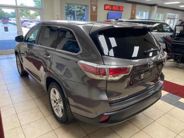 Used 2014 Toyota Highlander Limited AWD/4WD image 3
