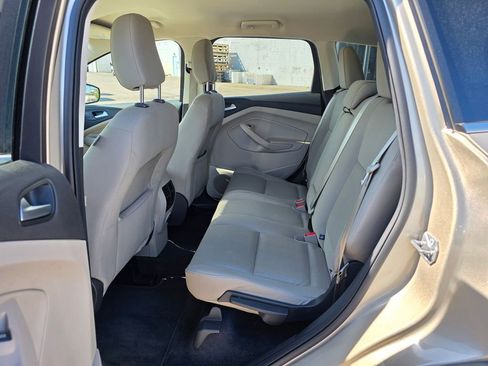 Used 2018 Ford Escape SE w/ SE Sync 3 Package AWD/4WD image 18