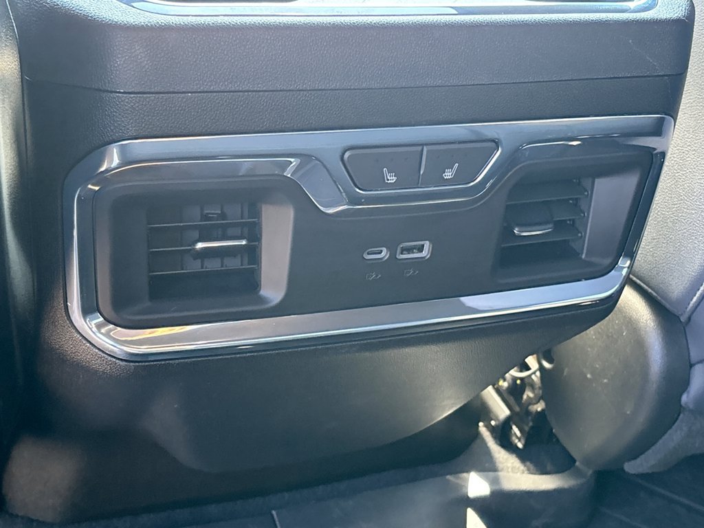 Used 2023 Chevrolet Silverado 1500 High Country w/ High Country Premium Package AWD/4WD image 22