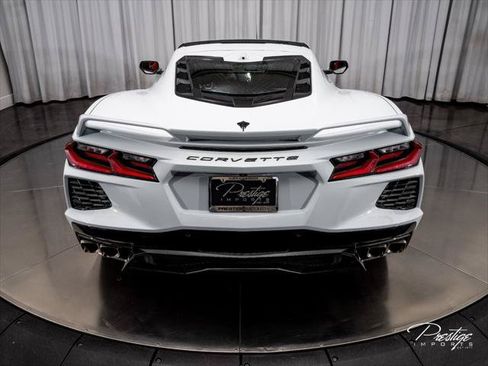 Used 2024 Chevrolet Corvette Stingray Premium Cpe w/ Z51 Performance Package RWD image 16