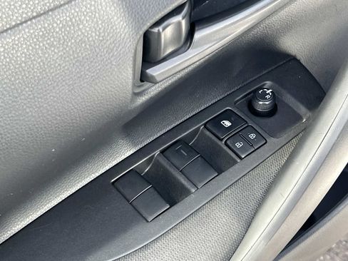 Used 2023 Toyota Corolla LE image 15