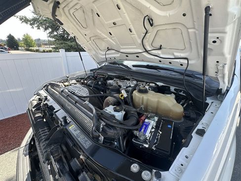Used 2009 Ford F250 XL AWD/4WD image 17