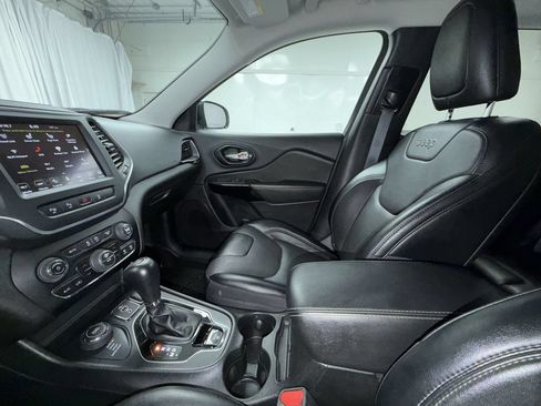 Used 2023 Jeep Cherokee Altitude Lux AWD/4WD image 13