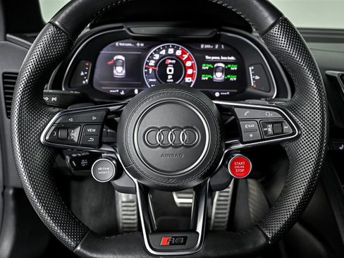 Used 2020 Audi R8 V10 AWD/4WD image 23
