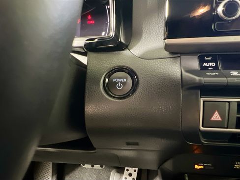 Used 2026 Toyota Camry SE FWD image 23